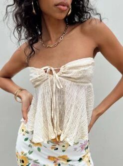 Princess Polly Long Summer Nights Top Ivory 14 Princess Polly Long Summer Nights Top Ivory -Eva Style Shop 0 modelinfo kristen us2 4a4fd063 4100 4d11 98f1 dcc806cf17aa