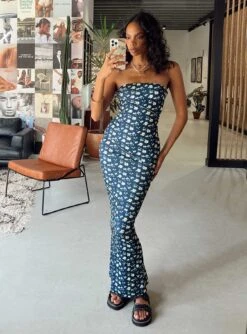 Princess Polly Oscar Midi Dress Navy Floral