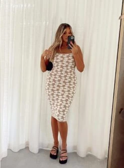 Princess Polly Angelina Midi Dress Beige / White