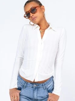 Princess Polly Clarise Long Sleeve Top White -Eva Style Shop 1 modelinfo Alexis us2 6cb2dd2f 43bb 428d 95d6 ff481b544008