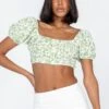 Princess Polly Paddington Top Green -Eva Style Shop 1 modelinfo Chiara us2 6291b2ac 8169 4d5f affa 2ccec41bd46b