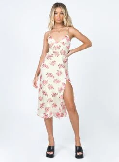 Princess Polly Gigi Midi Dress Cream / Pink Floral -Eva Style Shop 1 modelinfo Emma us2 97fd7da7 f9d0 4446 908f e02b85d806d3