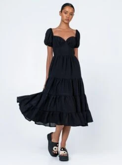 Princess Polly Danny Midi Dress Black -Eva Style Shop 1 modelinfo bella us2 1203939c 6726 4b27 b579 9ffb923586d0