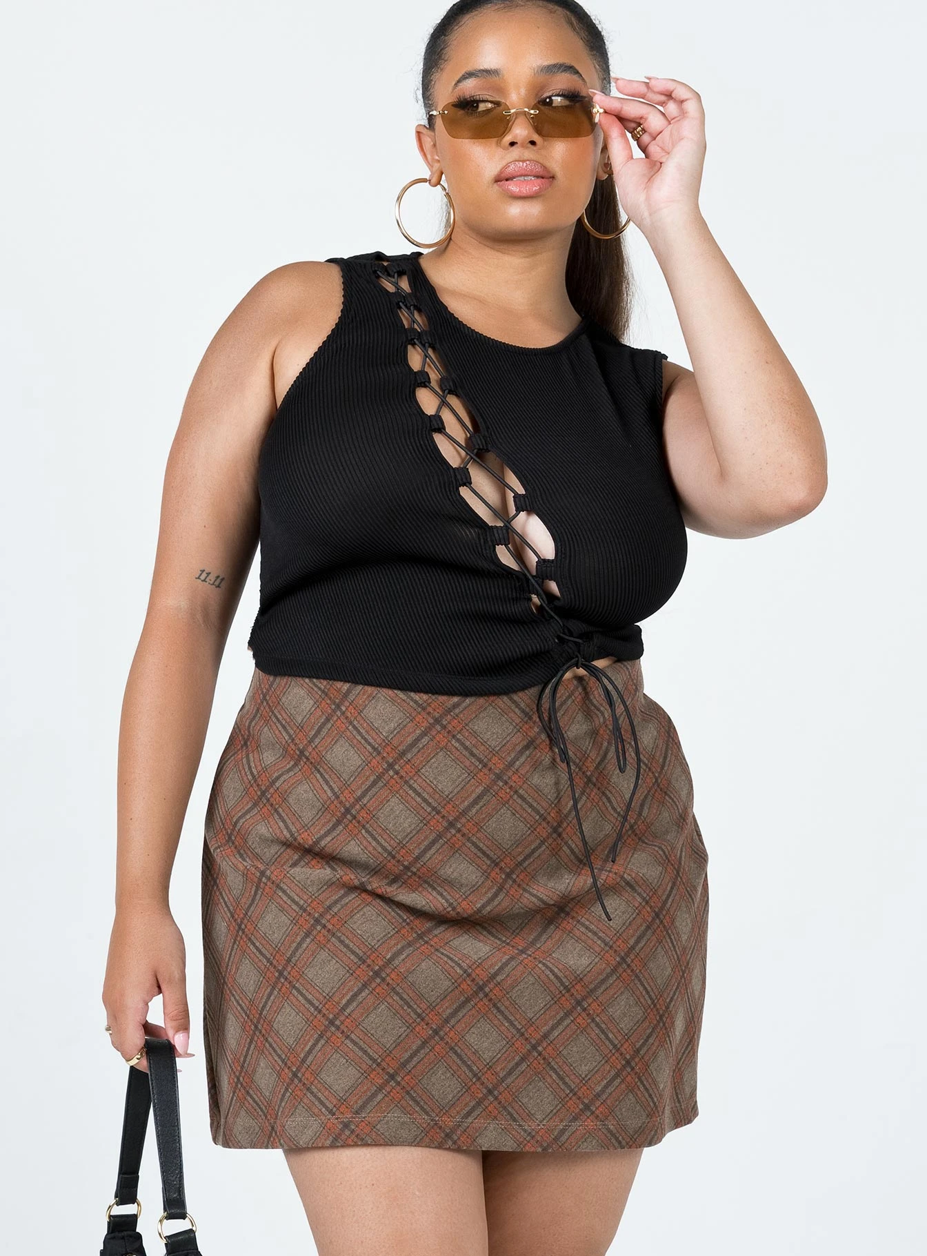 Fike Mini Skirt Brown Curve 5 Fike Mini Skirt Brown Curve - Image 3