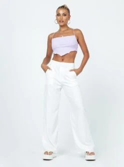 Jermel Top Lilac -Eva Style Shop 2 modelinfo Alexis us2 ad06cae2 a956 4cd4 b34d 546f89d718e4