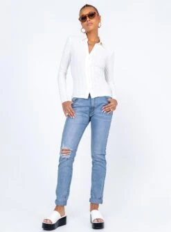 Princess Polly Clarise Long Sleeve Top White -Eva Style Shop 2 modelinfo Alexis us2 e9b6d7f2 386e 4a07 b374 5efcdb110791