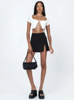 Princess Polly Rosetta Top White -Eva Style Shop 2 modelinfo Ayanna us2 0348c3d7 b501 489f 85f4 9384065c97ce