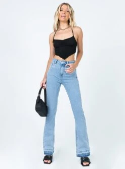 Nikaia Denim Jeans -Eva Style Shop 2 modelinfo Emma us2 cde4128f dbd6 4120 983b 759c3b0ae118