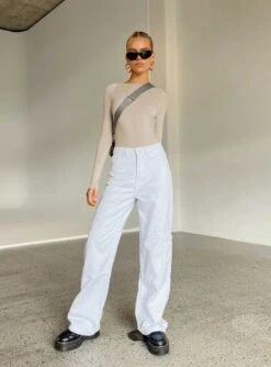 Gatewood Long Sleeve Bodysuit Bone 9 Gatewood Long Sleeve Bodysuit Bone -Eva Style Shop 2 modelinfo KIANA us2 c2e3cd2b be39 44f1 9905 496b3ad07fb5