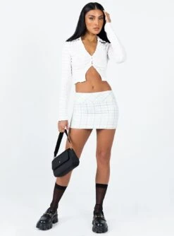 Princess Polly Ginnie Mini Skirt Multi -Eva Style Shop 2 modelinfo christy us2 cad5763f db2f 45de 9460 7778e4cf286b