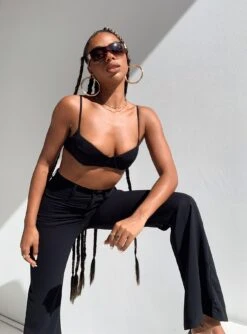 Princess Polly Elsie Set Black 19 Princess Polly Elsie Set Black -Eva Style Shop 2 modelinfo lola us4 987f50e7 01b1 43fe a05f db0ff3de155a