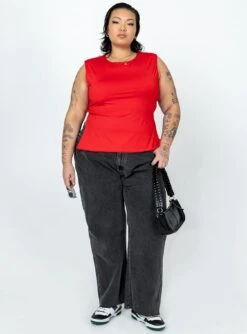 Uzo Top Red Curve -Eva Style Shop 2 modelinfo lovisa us18 a83b2232 fc55 482f 94e0 b3eae14a2f62