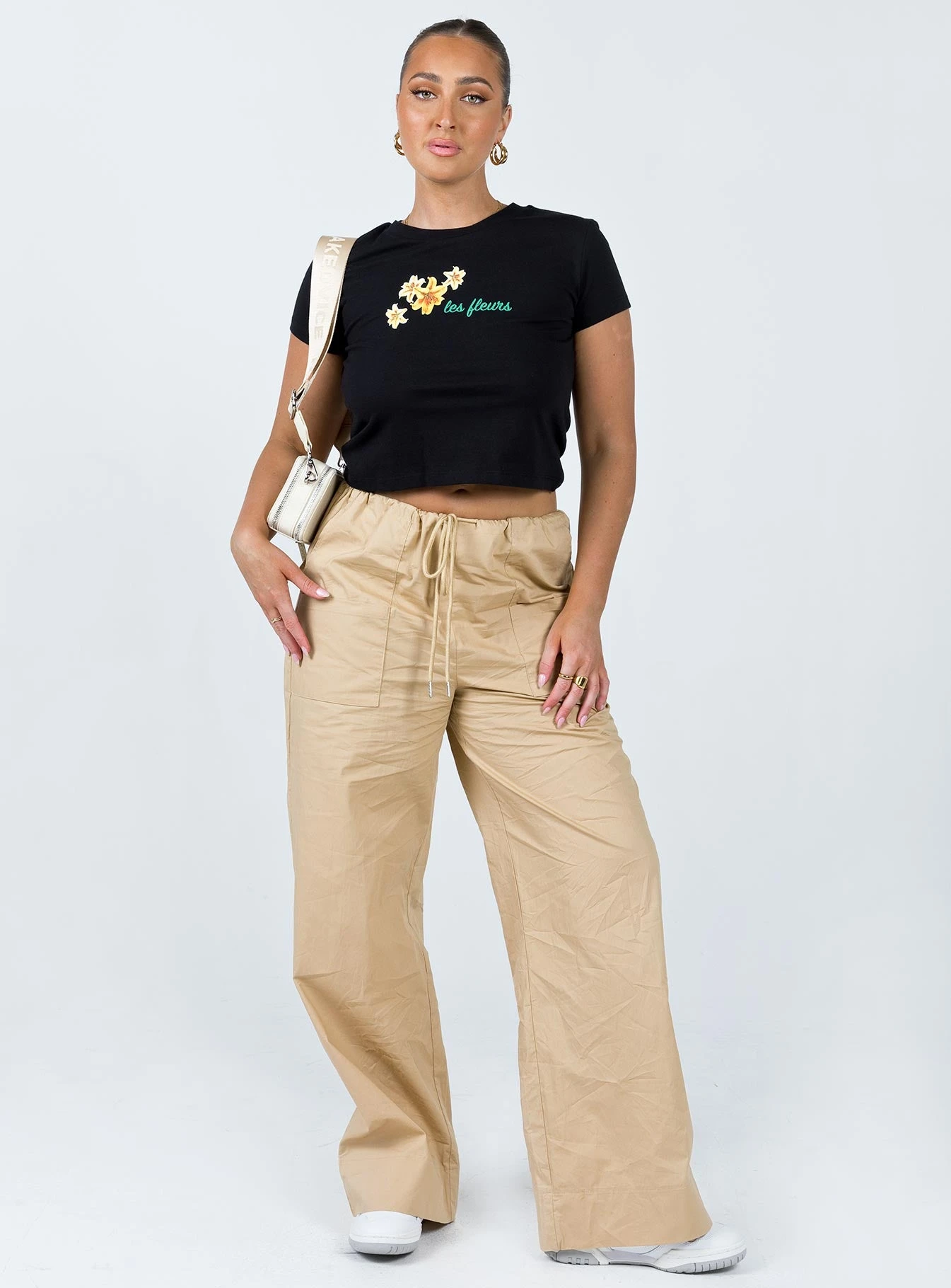 Le Fleurs Top Black 5 Le Fleurs Top Black - Image 3