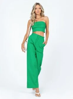 Princess Polly Aiden Set Green -Eva Style Shop 2 modelinfo nathalia us2 10c2b8bc 240d 4d44 98f4 22c365c3d78c