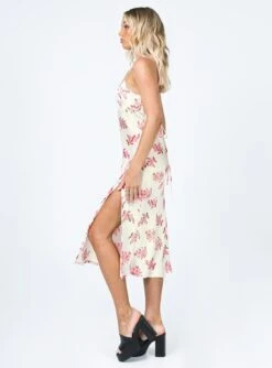 Princess Polly Gigi Midi Dress Cream / Pink Floral -Eva Style Shop 3 modelinfo Emma us2 b9592afa 7ebf 45be a852 104b8105f749