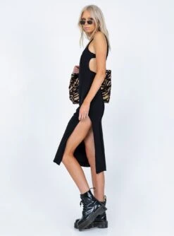 Princess Polly Alya Midi Dress Black -Eva Style Shop 3 modelinfo Ira us2 9dc05d27 d12a 4b00 b9ea 794afffab38f