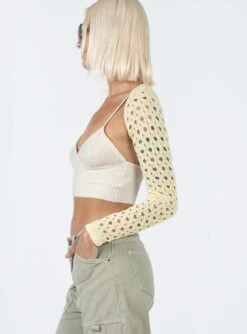 Alec Top Cream -Eva Style Shop 3 modelinfo emma leigh us4 f9cf820e 278d 4886 b558 02767bbf1a17