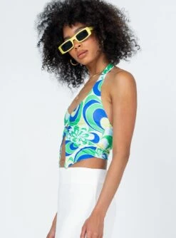 Kenia Top Green Floral -Eva Style Shop 3 modelinfo lindsay us2 eaff3278 61e7 42d5 bc9d 2b1e413fabd9