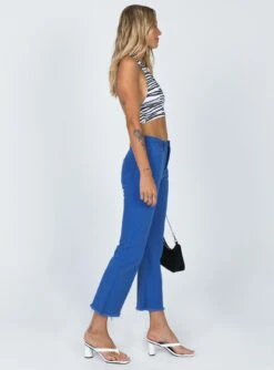 Princess Polly Faye Cropped Jeans Blue Denim 10 Princess Polly Faye Cropped Jeans Blue Denim -Eva Style Shop 3 114a38c2 723f 4d04 8e5c a469d4fc7834