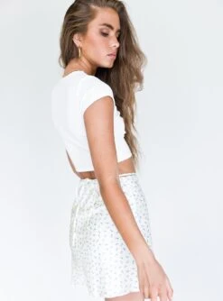 Princess Polly Desert Storm Mini Skirt White Floral 8 Princess Polly Desert Storm Mini Skirt White Floral -Eva Style Shop 3 93cfec2b e618 46f1 8743 16c959d65a06