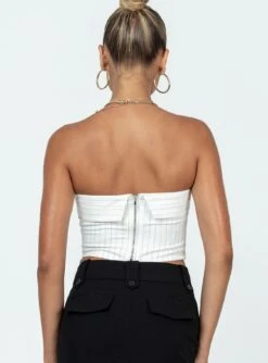 Princess Polly Sebastian Strapless Top White -Eva Style Shop 4 modelinfo Alexis us2 1453b1fc a159 4792 8157 453677e2a0d9
