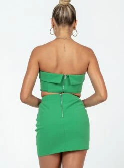 Princess Polly Jesse Set Green -Eva Style Shop 4 modelinfo Alexis us2 a2020152 fd49 40d2 8c1c fd6b777053d5