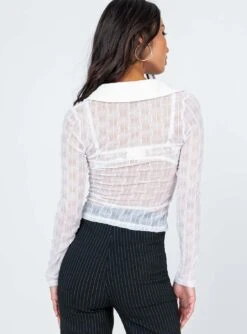 Princess Polly Seren Long Sleeve Top White -Eva Style Shop 4 modelinfo Ashley us4 fd511035 d8a7 4b1a b3f4 e17bf9bdc2b9