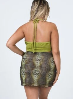 Princess Polly Harlet Mini Skirt Green 11 Princess Polly Harlet Mini Skirt Green -Eva Style Shop 4 modelinfo Jasmine US8 84600f46 a0a0 4502 a1b8 79dbe2879e9d