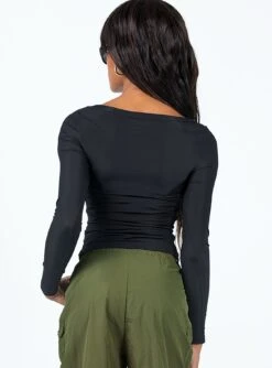 Arthie Long Sleeve Top Black Low Impact -Eva Style Shop 4 modelinfo Jenaya us2 c4ead4e3 1d0e 467d 9fff 37be2feb69db