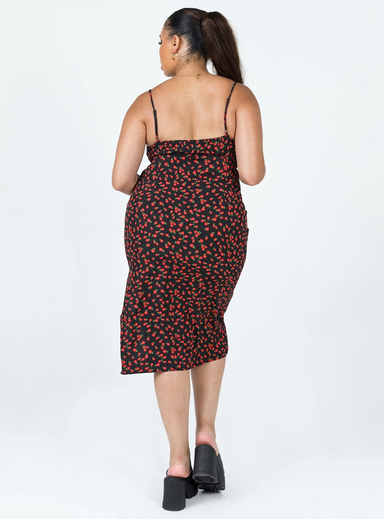 Noda Midi Dress Black Curve 7 Noda Midi Dress Black Curve - Image 5