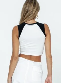 Princess Polly 99 Stars Tank White / Black 12 Princess Polly 99 Stars Tank White / Black -Eva Style Shop 4 modelinfo Oliva us2
