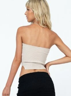 Princess Polly Mai Top Beige 12 Princess Polly Mai Top Beige -Eva Style Shop 4 modelinfo beanie us0 3de052ae 0434 4fbf a4da f652c22db361