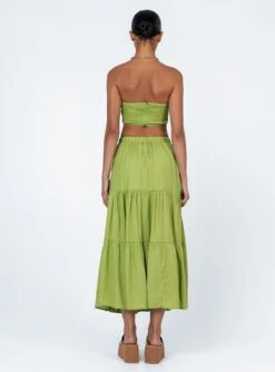 Princess Polly Alissa Set Green -Eva Style Shop 4 modelinfo bella us2 0d67039e 3c1b 41e9 bf44 e264986e8525