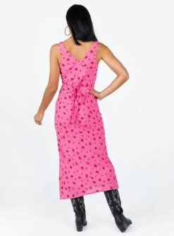 Princess Polly Sariah Midi Dress Pink Floral 12 Princess Polly Sariah Midi Dress Pink Floral -Eva Style Shop 4 modelinfo christy us2 18f73d72 c989 46b8 8818 5d7e968e92f8