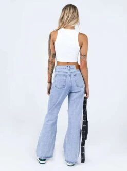 Princess Polly Prague Oversized Denim Jeans -Eva Style Shop 4 modelinfo emma leigh us4 a6f67495 82c1 4163 800f 8c785054cc81