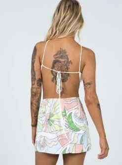 Princess Polly Dillion Mini Skirt Yellow -Eva Style Shop 4 modelinfo emma leigh us4 e532af92 6c0b 49c9 91ac 32bb1c364bcd