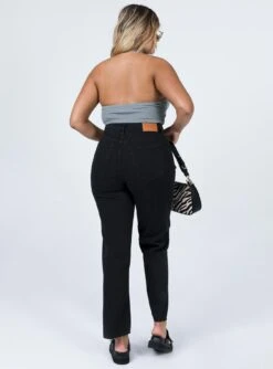 Princess Polly Lana Highrise Straight Leg Jeans Black -Eva Style Shop 4 modelinfo jasmin us8 240d2d02 7dc2 472a 8aa6 f7ba0aeb9629