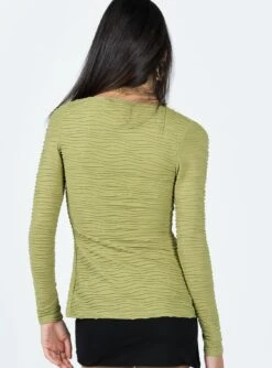 Princess Polly Nowell Long Sleeve Top Green -Eva Style Shop 4 modelinfo jess us2 00d2c60d b5d2 4cb7 bb0d 7ed7916a8f0b