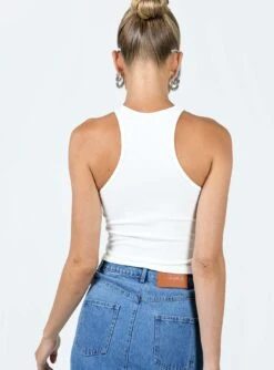 Princess Polly Yarran High Knit Cami White -Eva Style Shop 4 modelinfo kiana us2 3fc06cfd fc61 4f5f 9d50 83c224c8ef8f