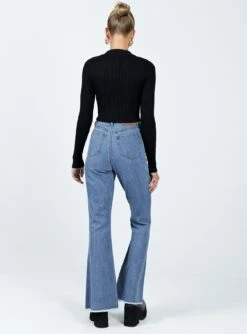Princess Polly Bolsena Flared Mid Wash Denim Jean 9 Princess Polly Bolsena Flared Mid Wash Denim Jean -Eva Style Shop 4 modelinfo kiana us2 9746a6a8 f4d6 4077 9a92 3ba79ac5f566