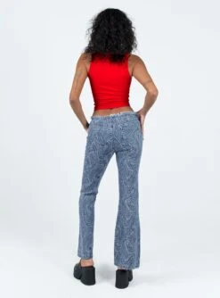 Princess Polly Loweana Low Rise Jacquard Flare Jean Blue Denim 11 Princess Polly Loweana Low Rise Jacquard Flare Jean Blue Denim -Eva Style Shop 4 modelinfo kristen us2 6c0c54c1 b52a 48ca ac95 a3e3f603eaa6