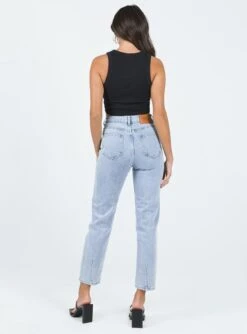 Princess Polly Curzon Mom Jeans Denim -Eva Style Shop 4 modelinfo nat us2 8aae6183 39a7 4a92 9639 69acd9a000a7