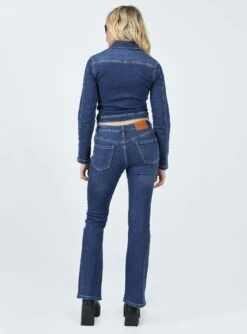 Princess Polly Samner Low Rise Bootcut Jeans Dark Blue 14 Princess Polly Samner Low Rise Bootcut Jeans Dark Blue -Eva Style Shop 4 modelinfo susanna us4 0cc71f41 8f58 42b6 ad95 ecfa44d790e2