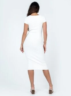Princess Polly Ellisen Midi Dress White -Eva Style Shop 4 modelinfo valentina us6 d049bc50 5e48 4540 96ab b98c2392138f