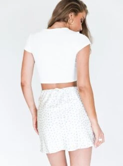 Princess Polly Desert Storm Mini Skirt White Floral 9 Princess Polly Desert Storm Mini Skirt White Floral -Eva Style Shop 4 7cd67072 2812 450c 9d31 05794e353435