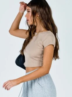 The Classic Cropped Tee Beige 14 The Classic Cropped Tee Beige -Eva Style Shop 4 a08961bc 8a48 4cdf 90e9 137334bc3a8f