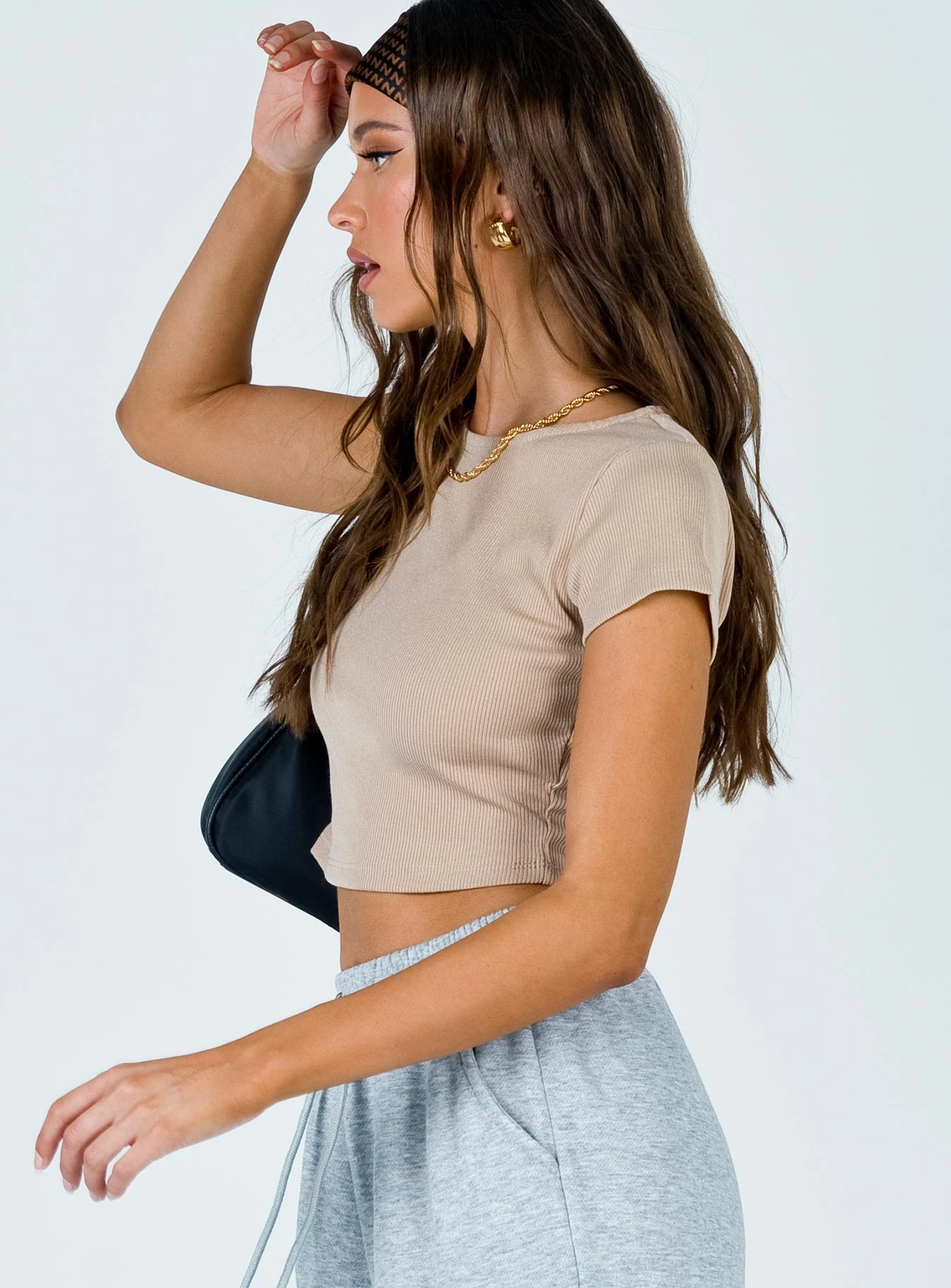 The Classic Cropped Tee Beige 6 The Classic Cropped Tee Beige - Image 4