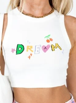 Princess Polly Dream On Tank Top White -Eva Style Shop 5 modelinfo Emma us2 2ae4aba3 8ee5 49a9 bd34 e9be933c4ea2