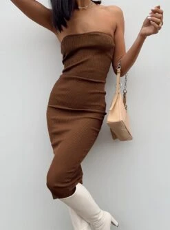 Princess Polly Paige Strapless Midi Dress Brown -Eva Style Shop 5 modelinfo christy us2 5f0d678a e53d 4d62 9435 25c2a105aa87