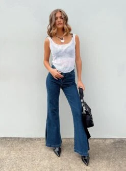 Princess Polly Nairana Split Hem Jeans Dark Wash Denim 13 Princess Polly Nairana Split Hem Jeans Dark Wash Denim -Eva Style Shop 5 modelinfo elise us2 dd12cde3 5035 492a b3c9 00105a9df93e